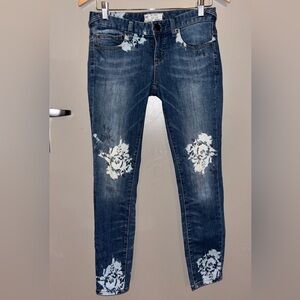 Free People Blue Floral Skinny Jeans~Sz.26-waist 14.5 inseam 28